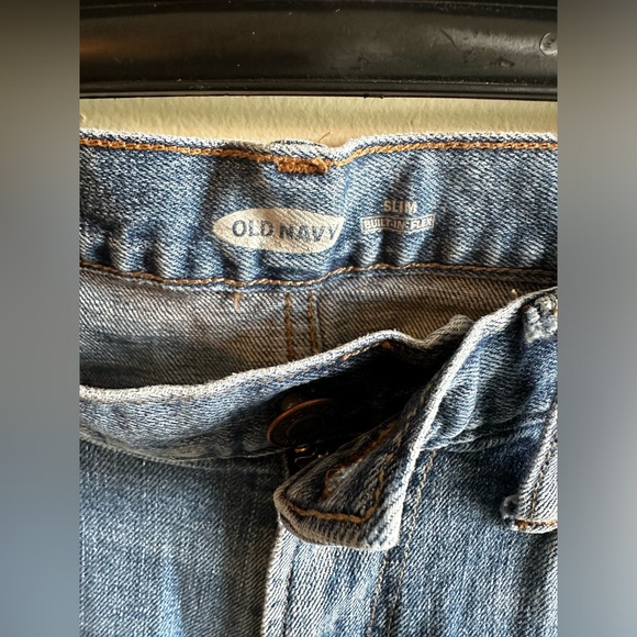 Old Navy Slim Built In Flex Jeans - Picture 2 of 4